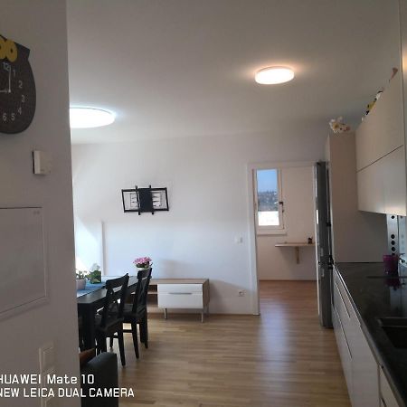 Modern Apartment Bei U Bahn Simmering Βιέννη Εξωτερικό φωτογραφία