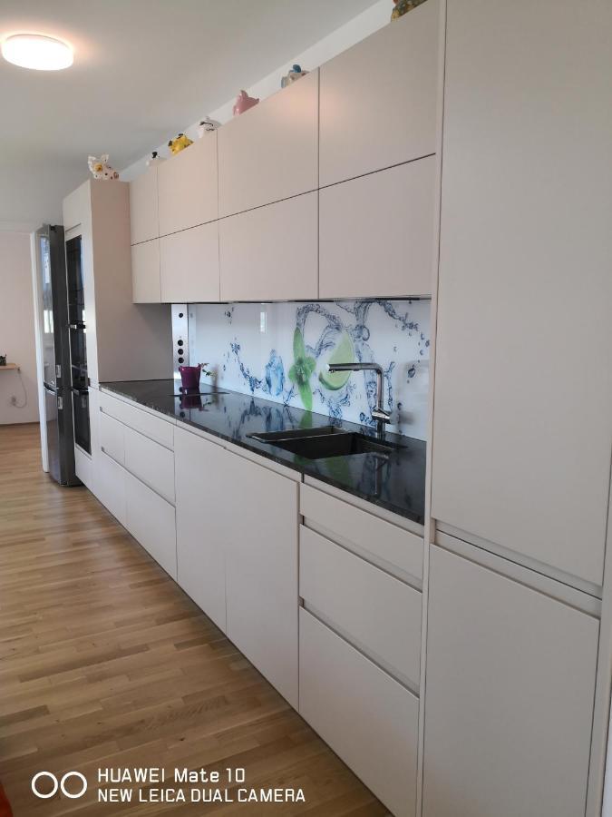 Modern Apartment Bei U Bahn Simmering Βιέννη Εξωτερικό φωτογραφία
