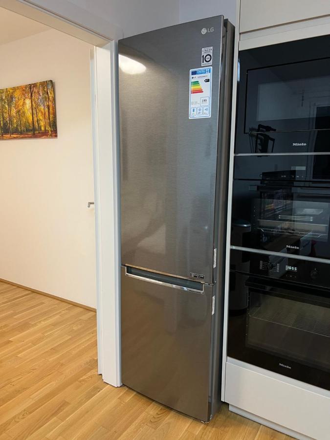 Modern Apartment Bei U Bahn Simmering Βιέννη Εξωτερικό φωτογραφία